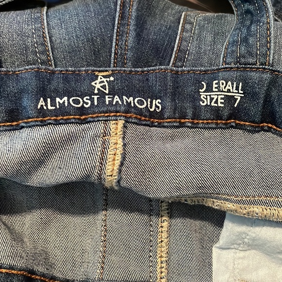 Almost Famous Blue Jean Overalls Size 7 - Picture 7 of 8